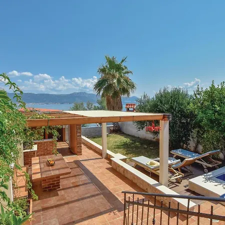 Amazing In Slatine With Sauna Σπίτι διακοπών Τρογκίρ
